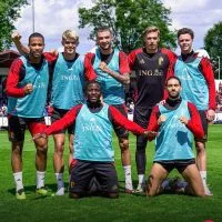 Einige Spieler der belgischen Nationalmannschaft posieren auf dem Trainingsplatz während der EM-Vorbereitung vor der ersten Partie gegen die Slowakei am 17. Juni (18 Uhr)..